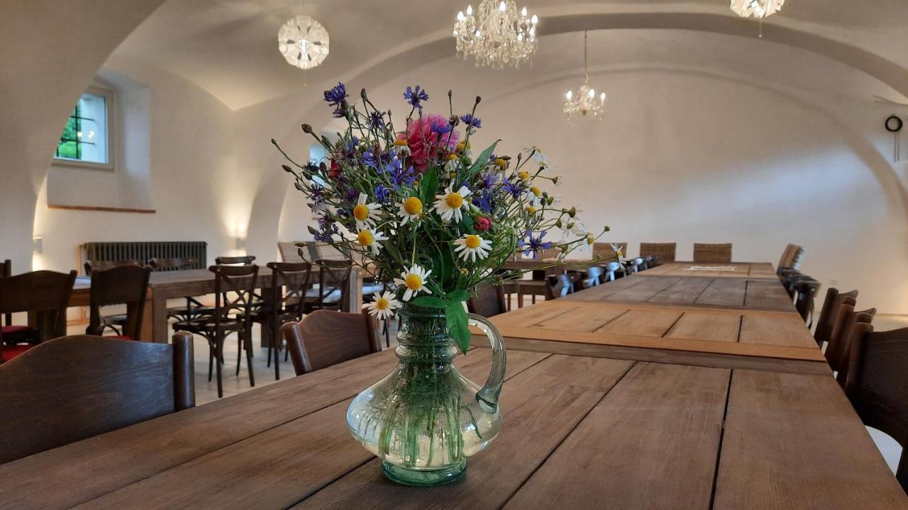 Korn-Hof Aparthotel Kornatice ภายนอก รูปภาพ